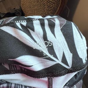 Black and white leggings